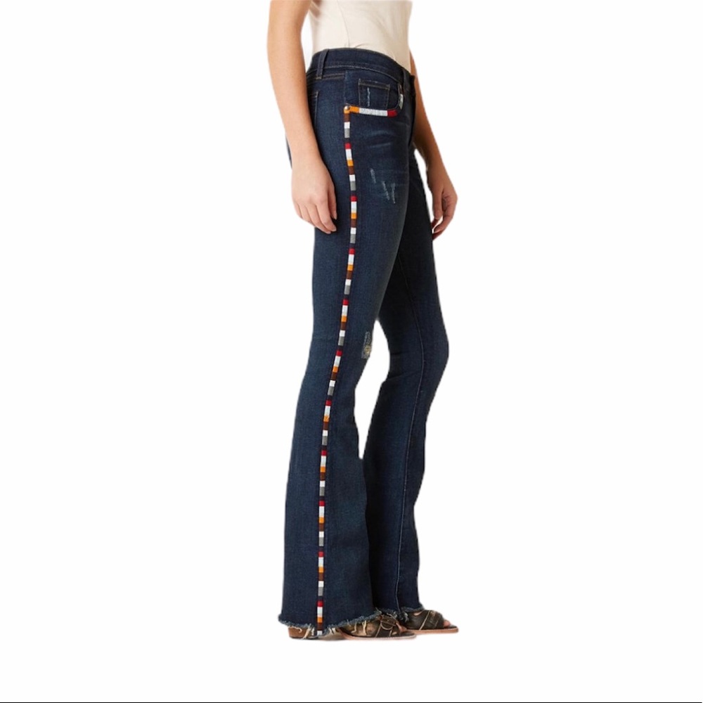 Miss Me Vintage Stretch Mid Rise Flare Jeans 25